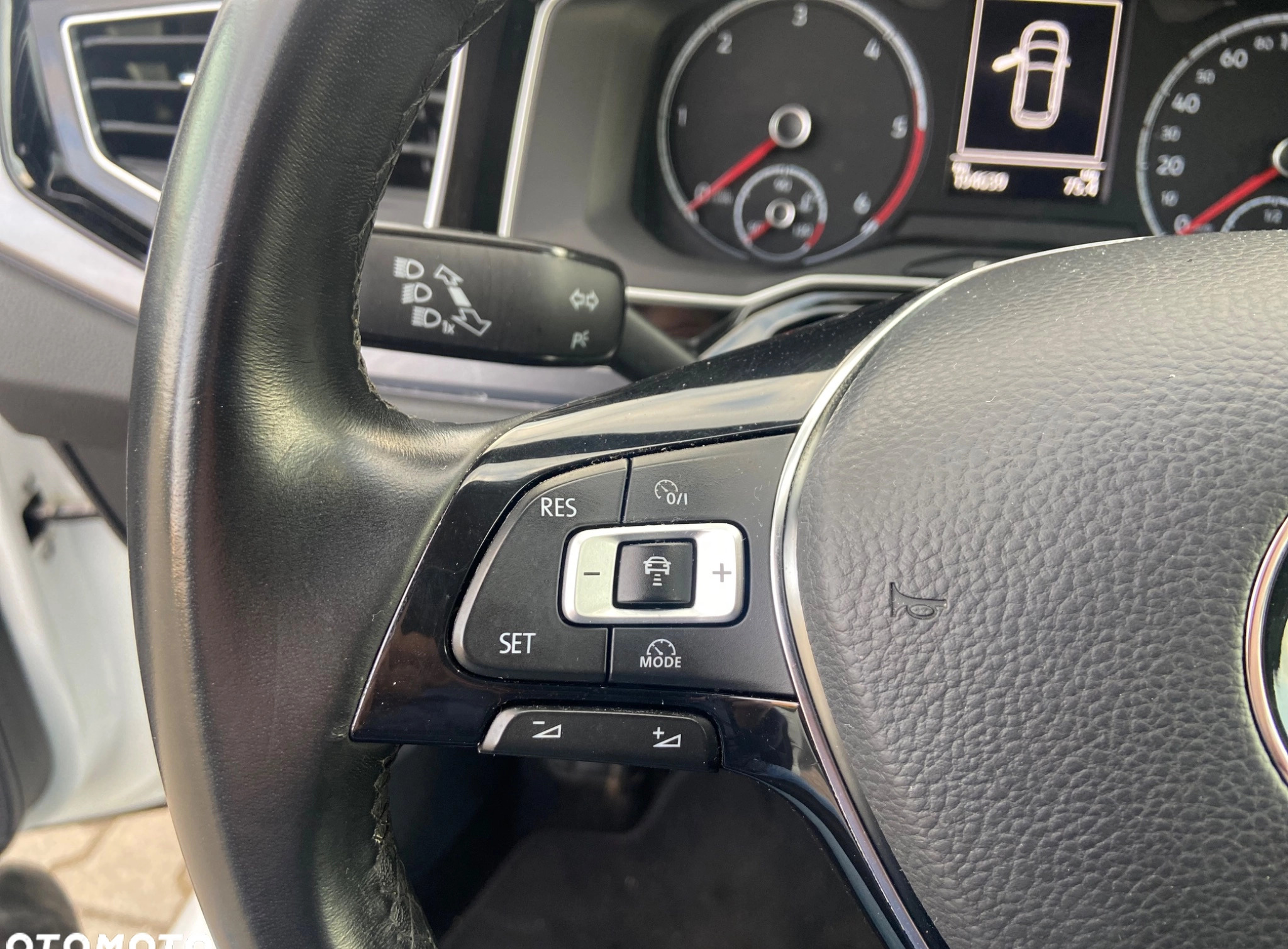 Volkswagen Polo cena 46900 przebieg: 190000, rok produkcji 2018 z Puławy małe 301